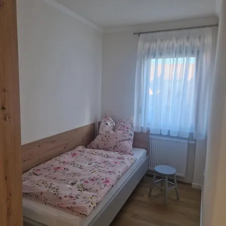 Apartment Im Weingut Krämerhof Heuchelheim-Klingen