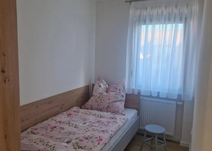 Apartamento Im Weingut Kraemerhof Heuchelheim-Klingen